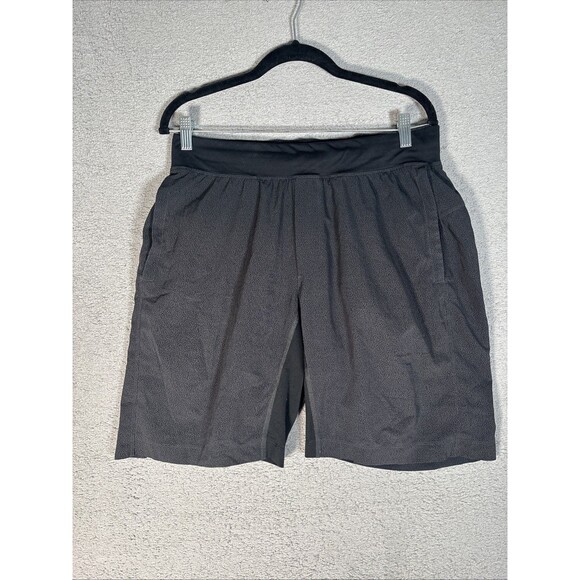 Lululemon Shorts Men’s Size 32" Waist Pace Breaker Black Gray Crackle - Picture 1 of 16